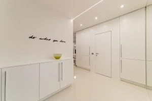 interiorna byala vrata